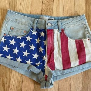 Top Shop Moto High Rise Vintage American Flag Jean Shorts